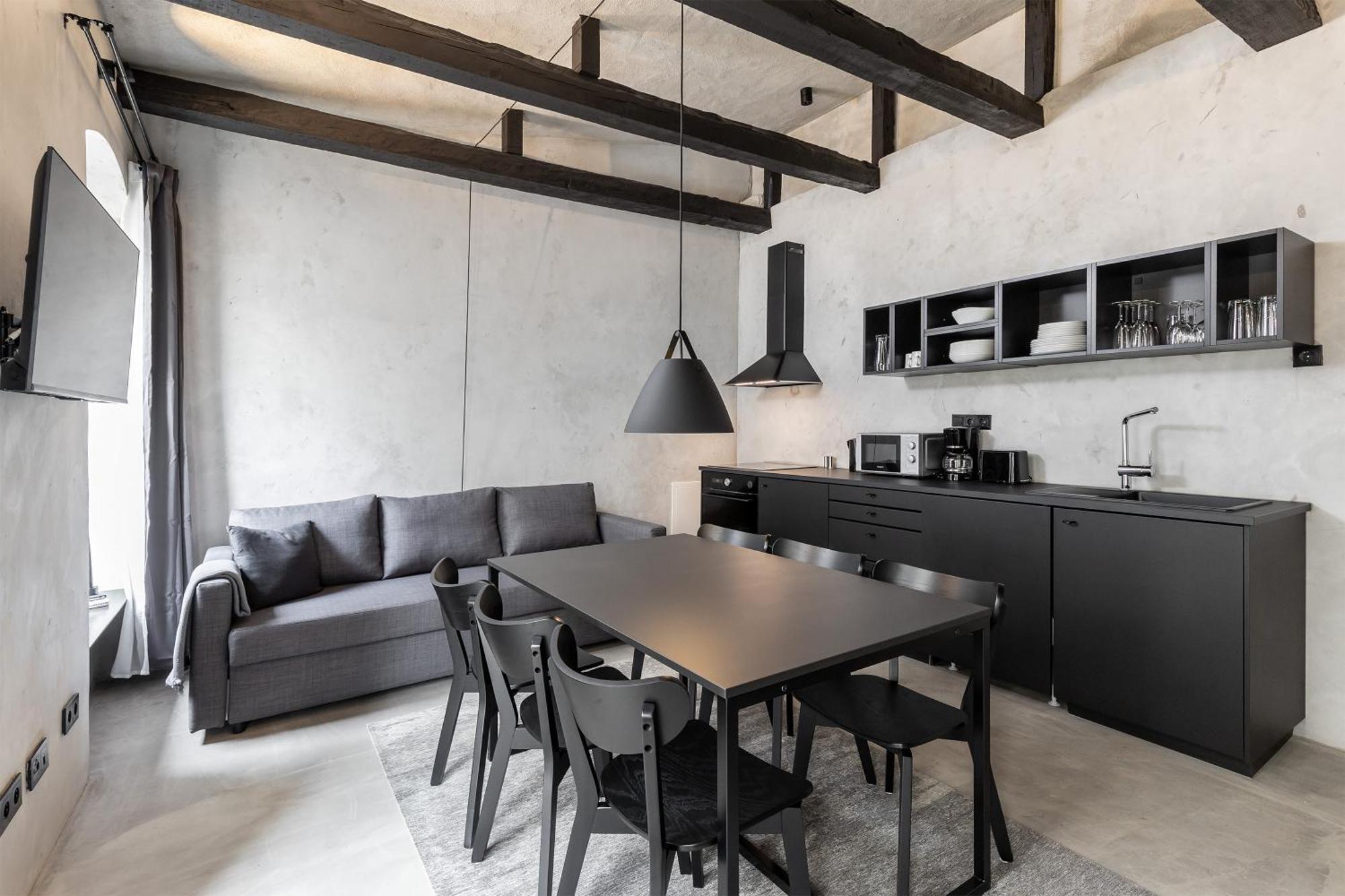 Coolest In Berlin, Easy Check-in, Close To Center, Black & White Maisonette #6 Appartamento
