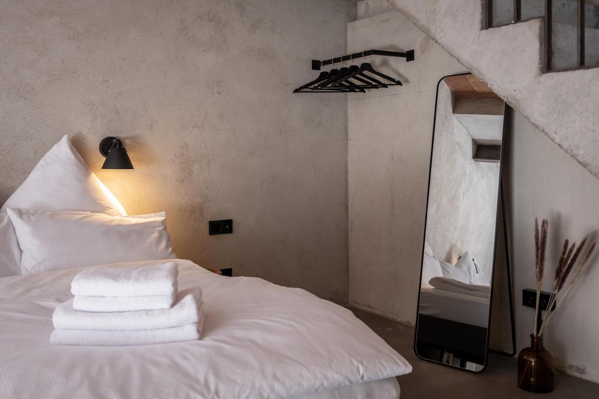 Coolest In Berlin, Easy Check-in, Close To Center, Black & White Maisonette #6