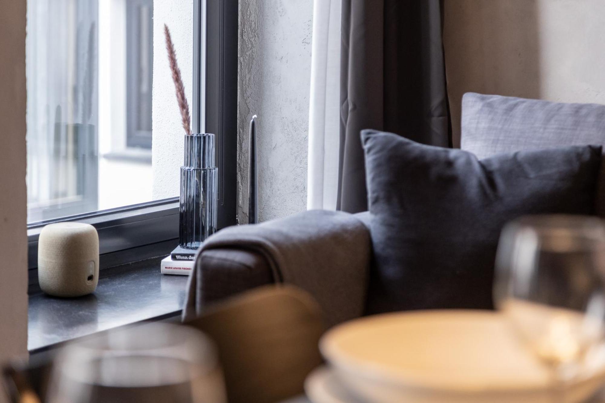 Appartamento Coolest In Berlin, Easy Check-in, Close To Center, Black & White Maisonette #6 Berlino